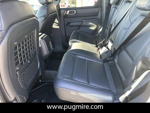 New 2025 Ford Bronco Badlands image 20