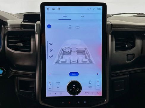 Used 2022 Ford Expedition Max Platinum image 16