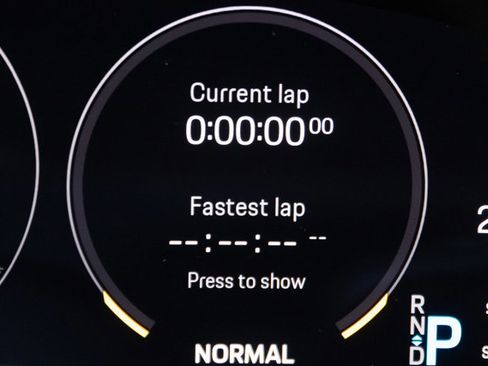 Used 2023 Porsche Taycan GTS image 86