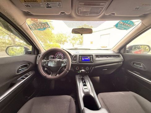 Used 2016 Honda HR-V LX image 14