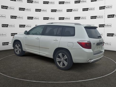 Used 2009 Toyota Highlander Sport FWD image 4