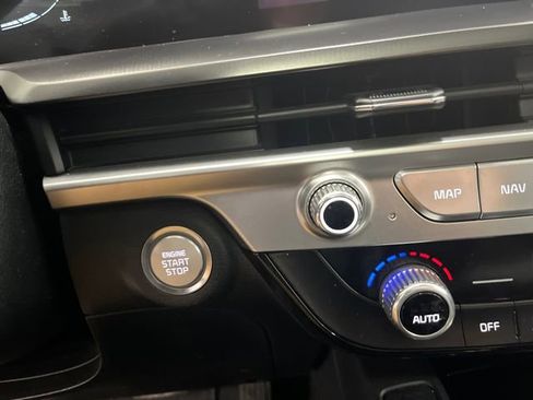 Certified 2023 Kia Telluride S w/ S Sunroof Package image 19