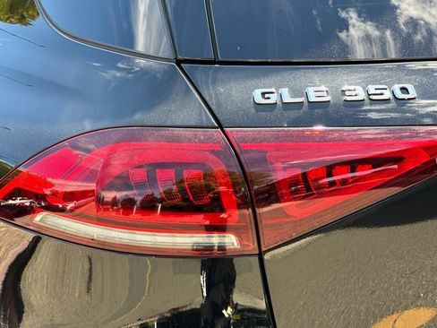 Used 2022 Mercedes-Benz GLE 350 4MATIC image 32