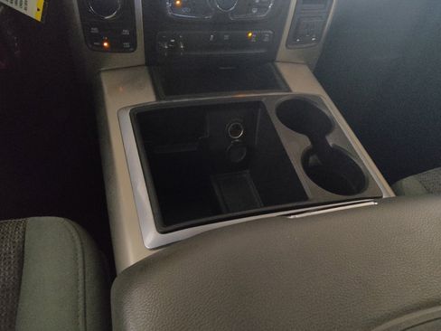 Used 2015 RAM 1500 Big Horn AWD/4WD image 26