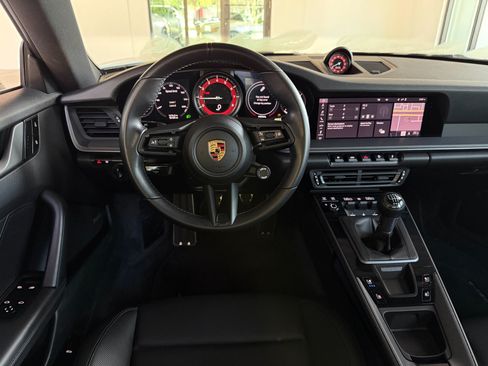 Used 2021 Porsche 911 Carrera 4S AWD/4WD image 34