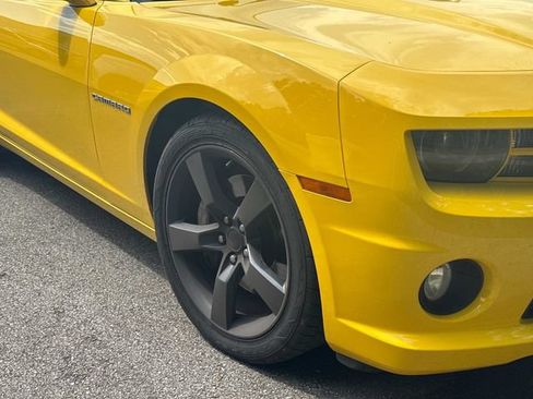 Used 2011 Chevrolet Camaro SS w/ RS Package RWD image 4