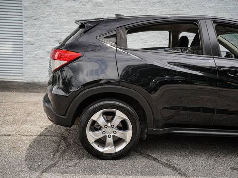 Used 2022 Honda HR-V LX image 14