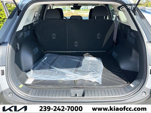 New 2026 Kia Sportage LX image 11