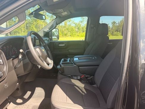 Used 2023 Chevrolet Silverado 2500 Custom w/ Custom Value Package AWD/4WD image 8