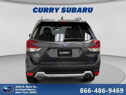 Used 2023 Subaru Forester Touring AWD/4WD image 4