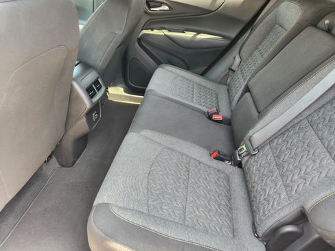 Used 2022 Chevrolet Equinox LT FWD image 12