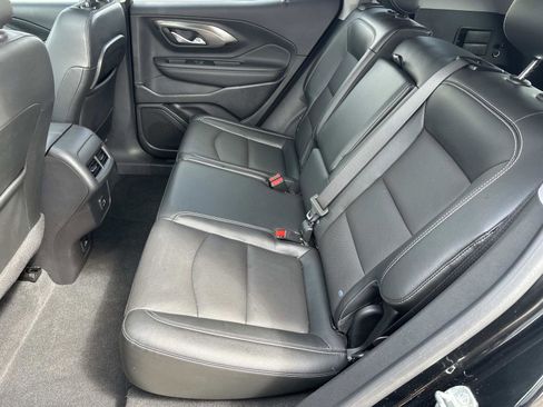 Certified 2023 GMC Terrain SLT AWD/4WD image 11