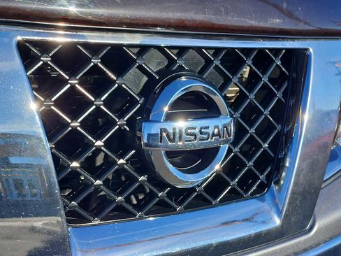 Used 2019 Nissan Frontier SL image 12