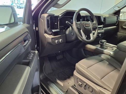 Used 2026 GMC Sierra 1500 SLT w/ SLT Premium Plus Package AWD/4WD image 8