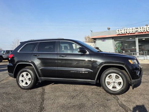 Used 2014 Jeep Grand Cherokee Laredo w/ Quick Order Package 23E AWD/4WD image 2