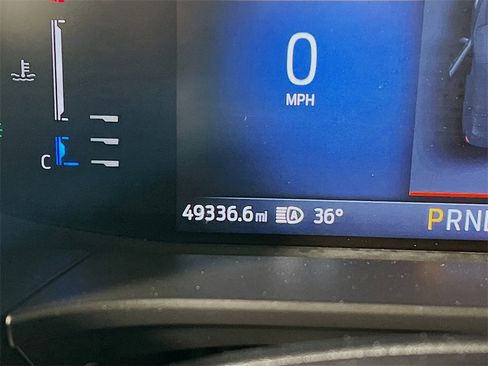 Used 2024 Ford Escape ST-Line image 12