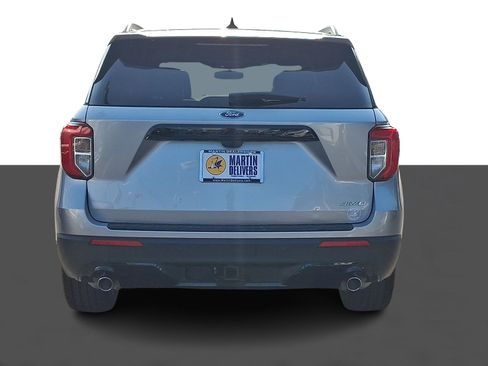 Used 2024 Ford Explorer ST-Line w/ Class IV Trailer Tow Package AWD/4WD image 5