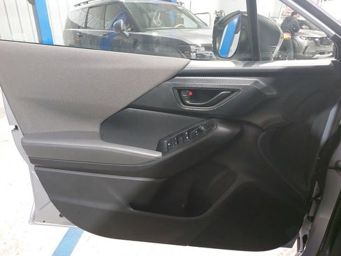 Certified 2025 Subaru Crosstrek 2.0i Premium image 28