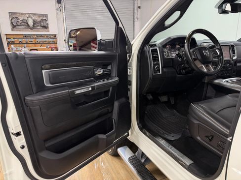 Used 2016 RAM 2500 Laramie Limited AWD/4WD image 12