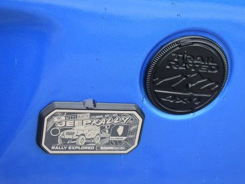Used 2022 Jeep Wrangler Unlimited Sport AWD/4WD image 16
