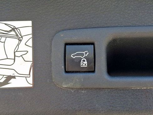 Certified 2021 Toyota Sienna XLE AWD/4WD image 29