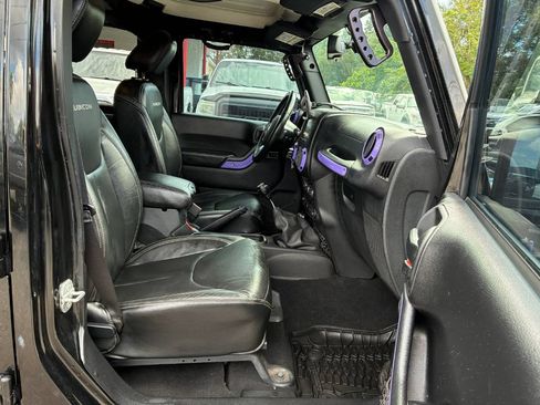 Used 2016 Jeep Wrangler Unlimited Rubicon AWD/4WD image 17