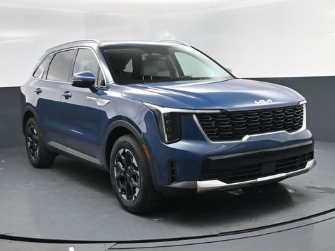New 2026 Kia Sorento S image 8