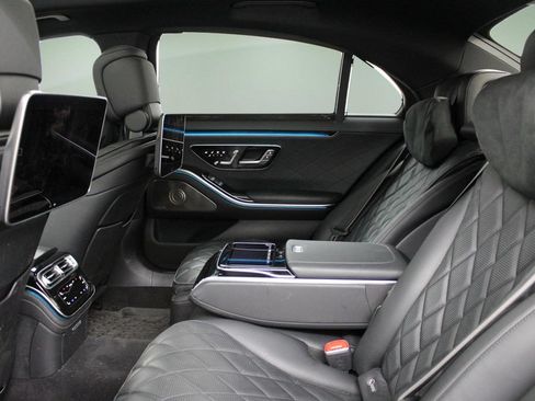 Used 2024 Mercedes-Benz S 580 4MATIC Sedan image 26