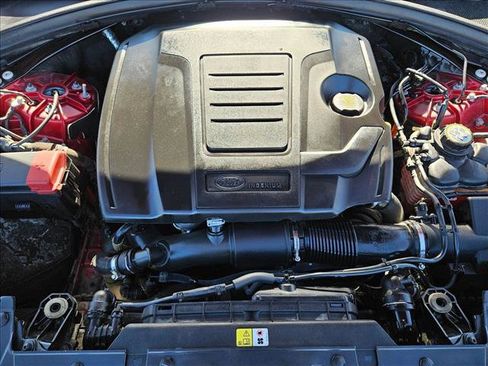 Used 2021 Land Rover Range Rover Velar R-Dynamic S image 22