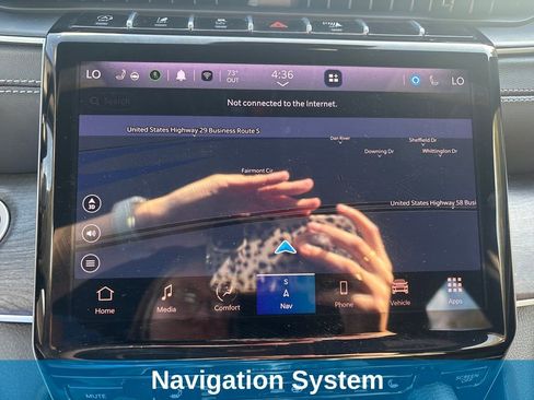 Used 2025 Jeep Grand Cherokee Limited image 6