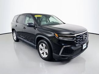 Certified 2023 Honda Pilot LX video 1