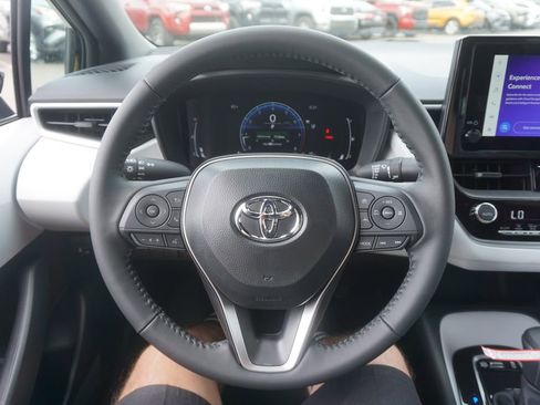 New 2026 Toyota Corolla SE FWD image 3
