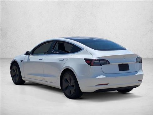 Used 2020 Tesla Model 3 Standard Range Plus RWD image 8