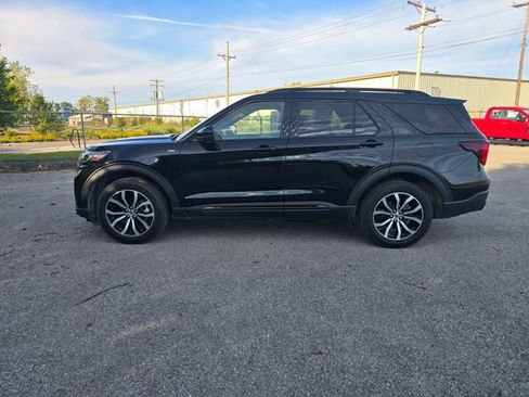 Used 2026 Ford Explorer ST-Line AWD/4WD image 6
