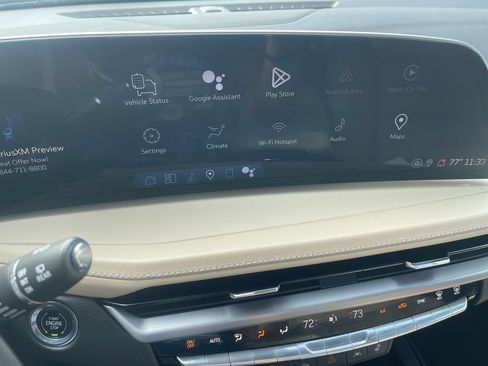 Certified 2024 Cadillac XT4 Luxury w/ Cold Weather Package FWD image 17