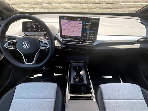 New 2025 Volkswagen ID.4 Pro image 4