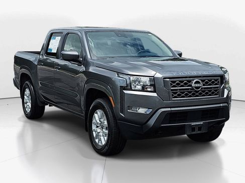Used 2023 Nissan Frontier SV w/ SV Convenience Package AWD/4WD image 2