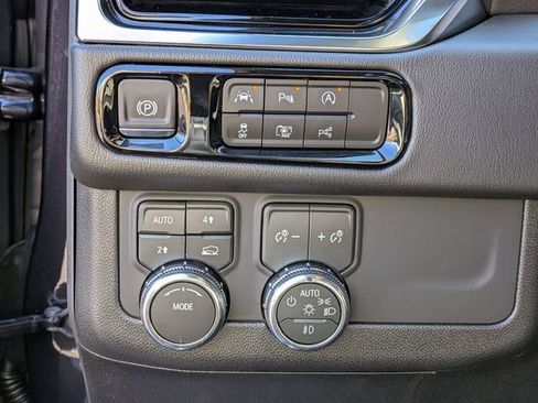 New 2026 GMC Yukon Denali w/ Sun & Power Step Package image 16