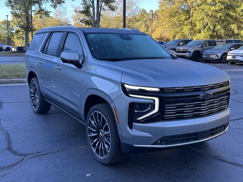 New 2025 Chevrolet Tahoe High Country image 3