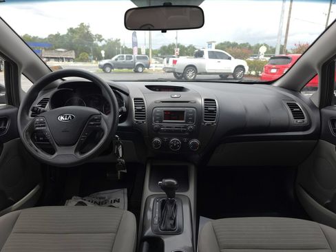 Used 2016 Kia Forte LX w/ LX Popular Plus Package FWD image 16