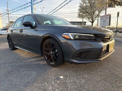 Certified 2024 Honda Civic Sport image 2