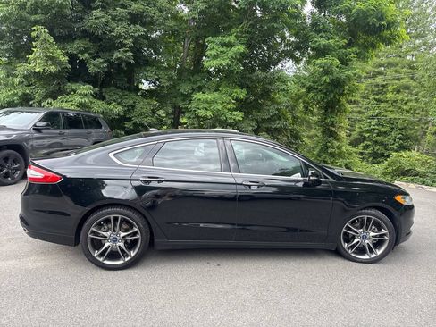 Used 2016 Ford Fusion Titanium FWD image 5
