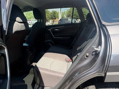 Used 2024 Toyota RAV4 XLE w/ Weather Package AWD/4WD image 17
