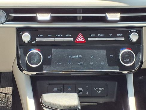 Used 2025 Hyundai Tucson SEL FWD image 13