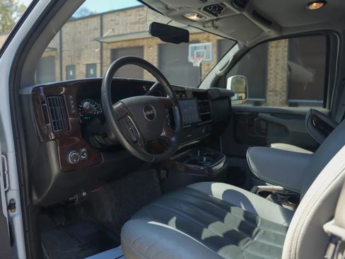 Used 2012 GMC Savana 1500 RWD image 21