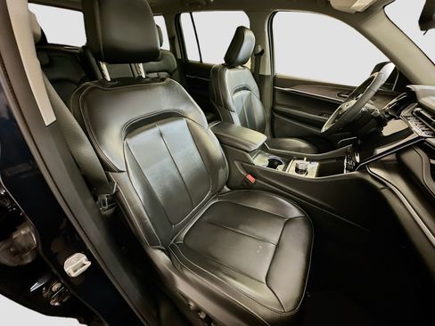 Used 2023 Jeep Grand Cherokee 4x4 image 34