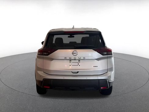 Used 2025 Nissan Rogue SV AWD/4WD image 12