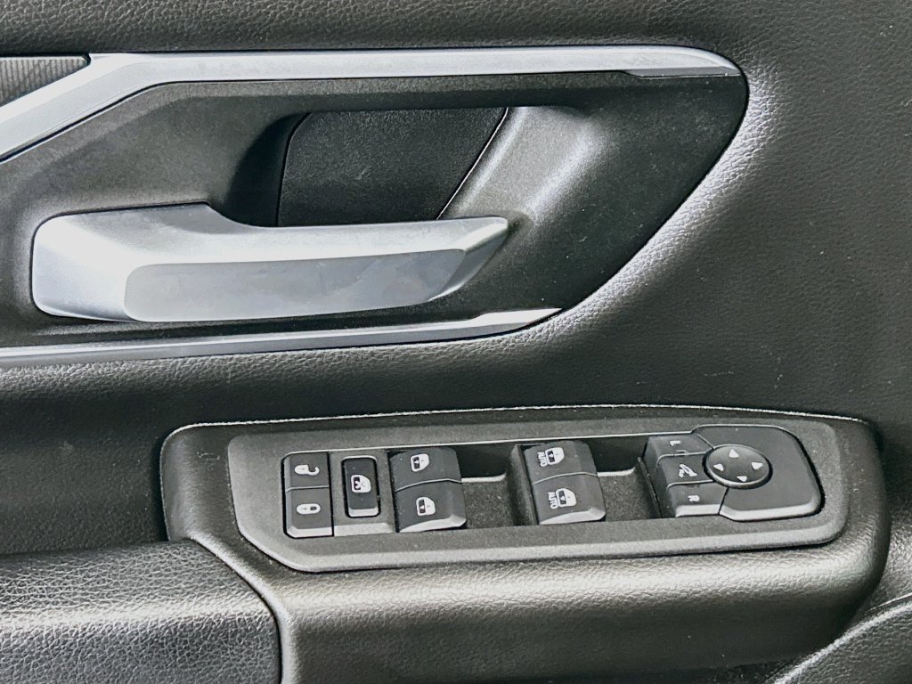 Used 2025 RAM 1500 Big Horn AWD/4WD image 22