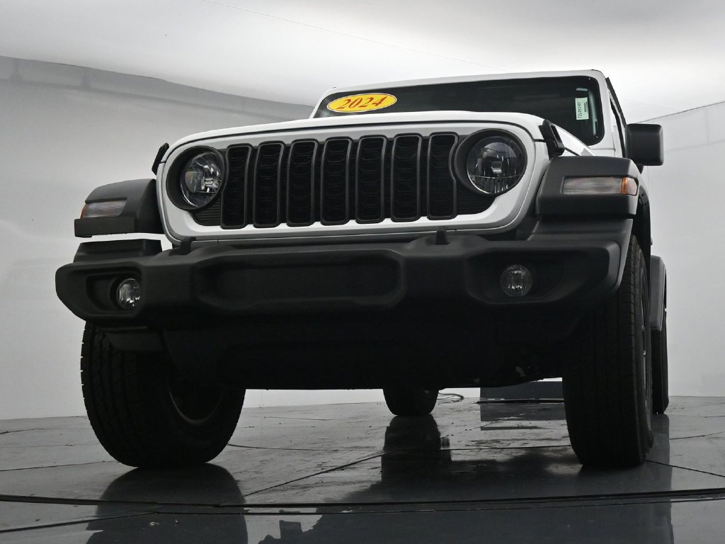 Used 2024 Jeep Wrangler Unlimited Sport AWD/4WD image 34