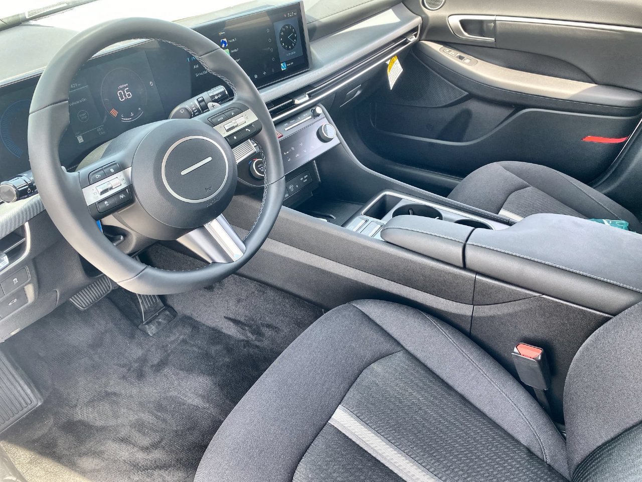 Used 2026 Hyundai Sonata SEL FWD image 17